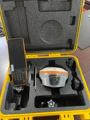 Chcnav I85 RTK GNSS