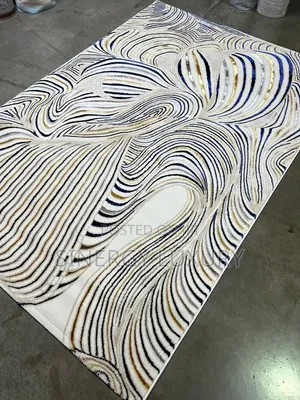 7x10fts Cream and Blue Quality Turkish Center Rug