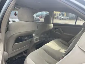 Toyota Camry LE 4dr Sedan (2.4L 4cyl 5A) 2009 Green