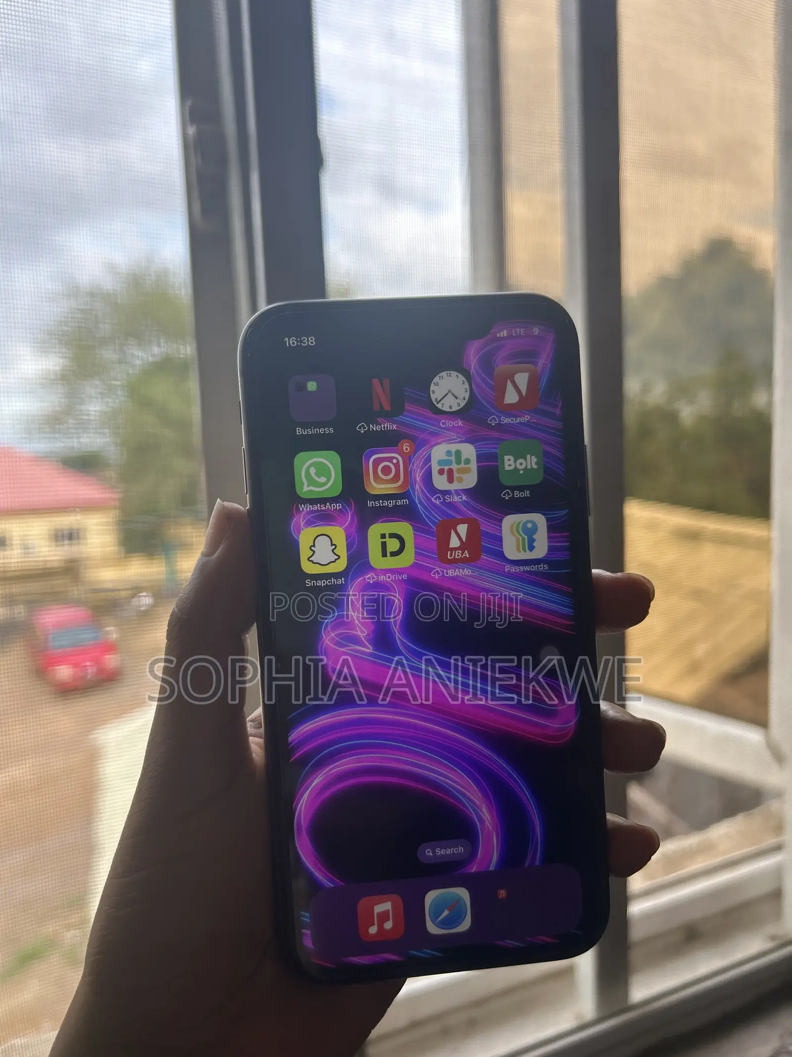 Apple iPhone 11 64 GB Black