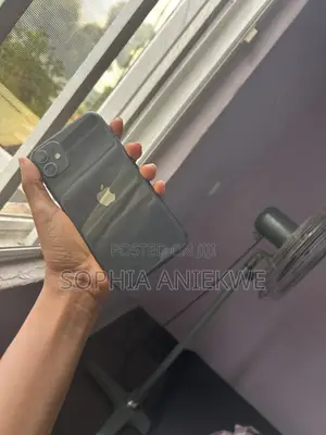 Apple iPhone 11 64 GB Black