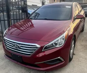 Hyundai Sonata Base Sedan FWD (2.4L 4cyl 6A) 2016 Burgundy