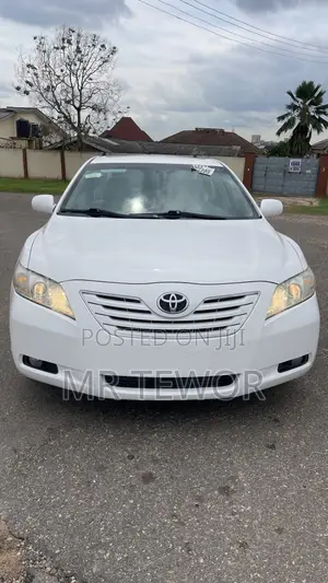 Toyota Camry XLE 4dr Sedan (2.4L 4cyl 5A) 2007