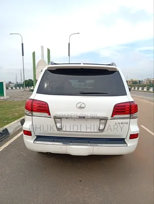 Lexus LX 2015 White