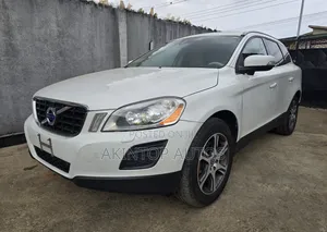 Volvo XC60 2012 White