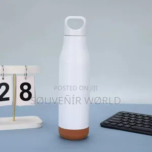 Wood Bottom Loop Bottle.