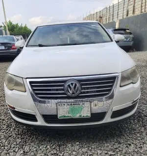 Volkswagen Passat 2007 White