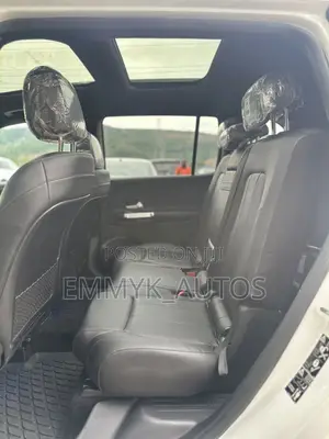 Mercedes-Benz GLB-Class GLB 250 4MATIC 2022 White