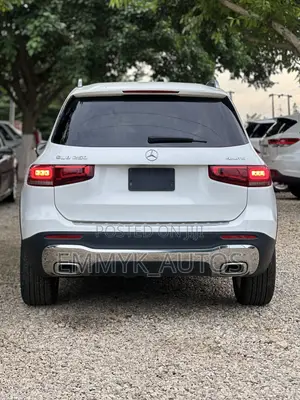 Mercedes-Benz GLB-Class GLB 250 4MATIC 2022 White