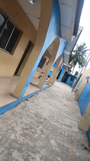 20bdrm Bungalow in Iworoad, Ibadan for rent