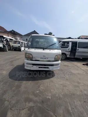 Daihatsu Hijet 2015 White