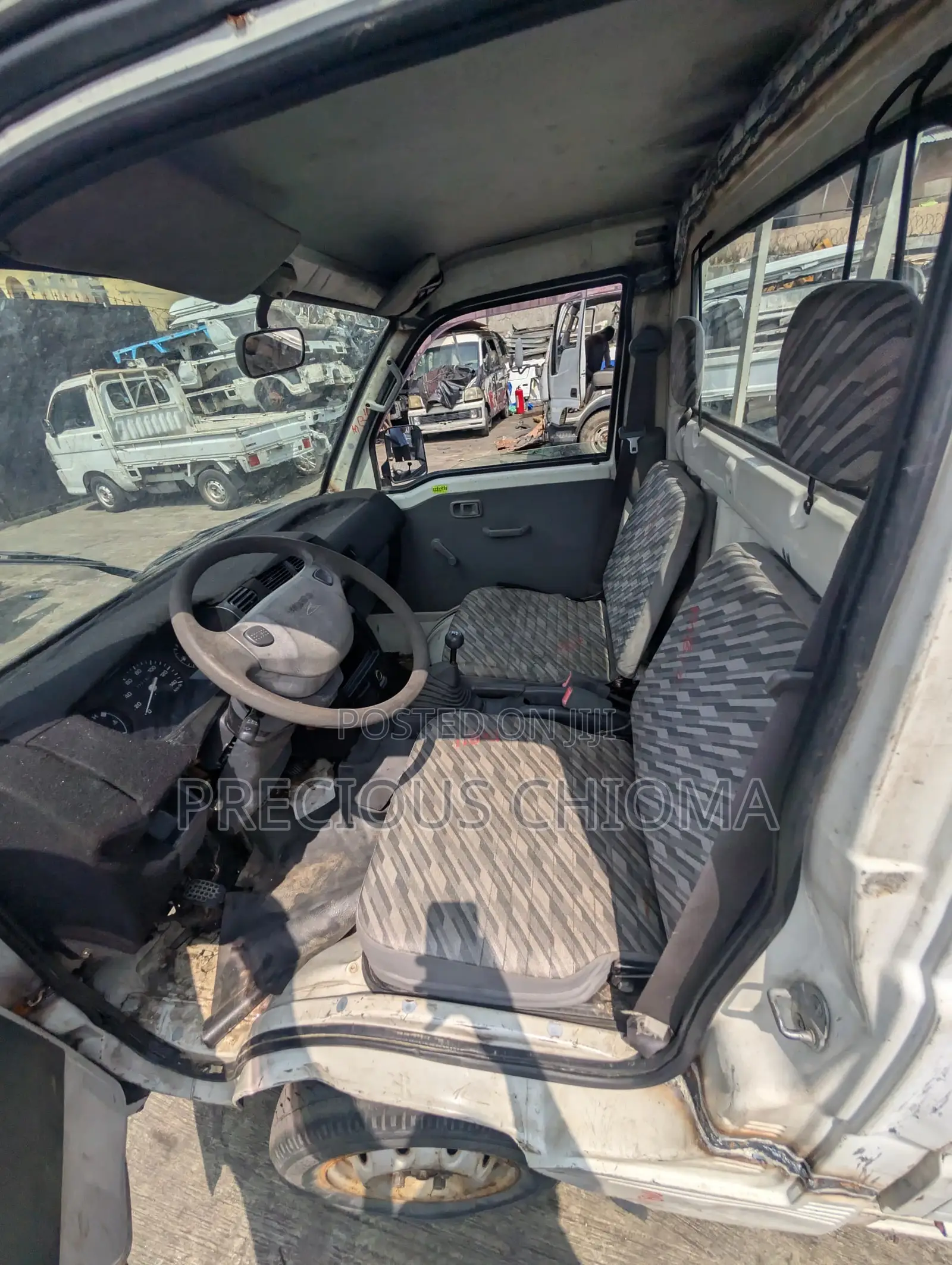 Daihatsu Hijet 2015 White