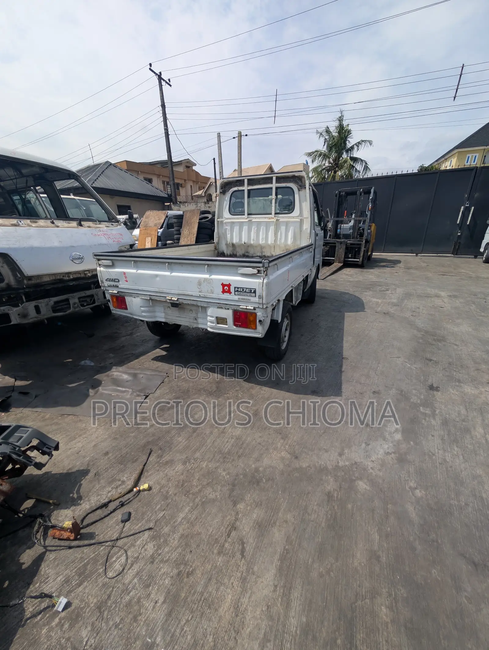 Daihatsu Hijet 2015 White