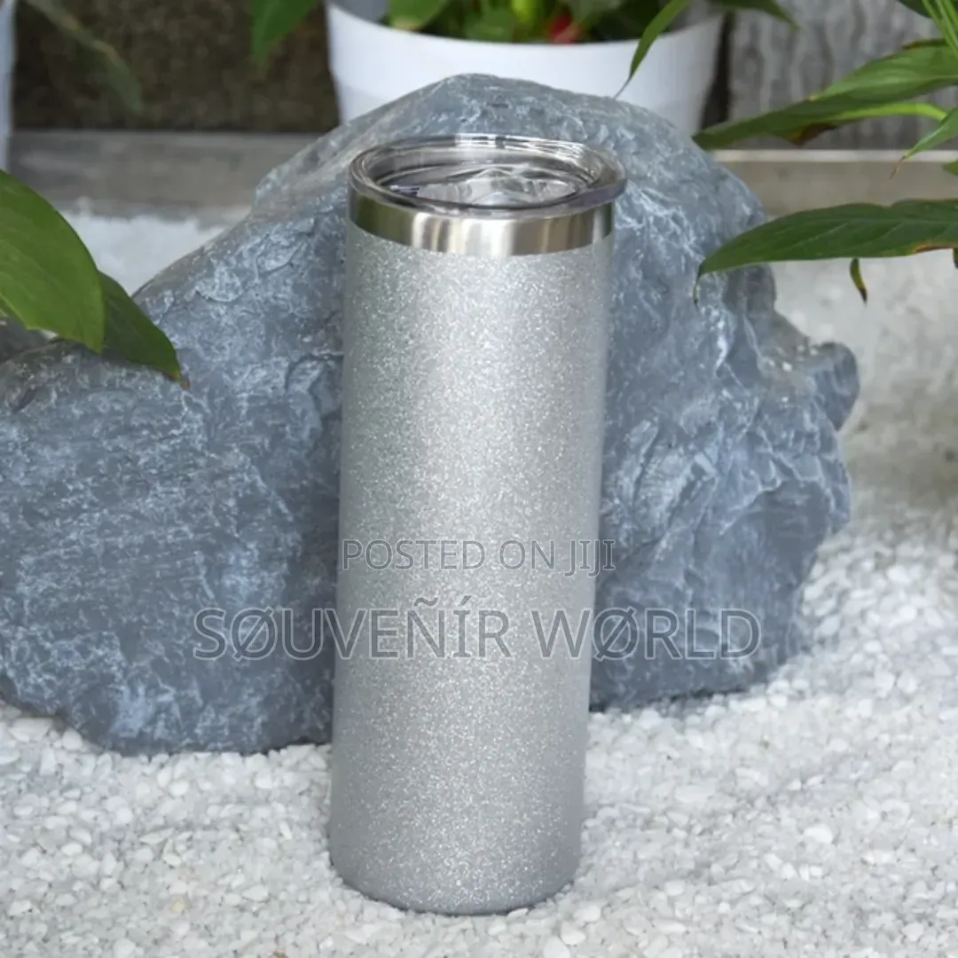 Silver Tumbler Help Keep Drinks Hot or Cold