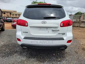 Hyundai Santa Fe 2008 White