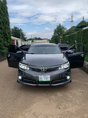 Toyota Camry XLE 4dr Sedan (2.5L 4cyl 6A) 2013 Gray