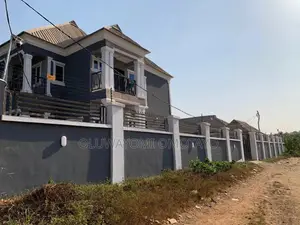3bdrm House in Akobo for sale