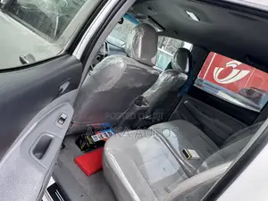 Toyota Tacoma X-Runner V6 2011 White