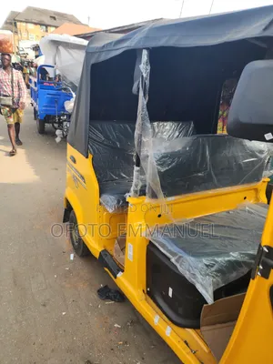 New TVS King Deluxe Plus iTouch Start 2026 Yellow