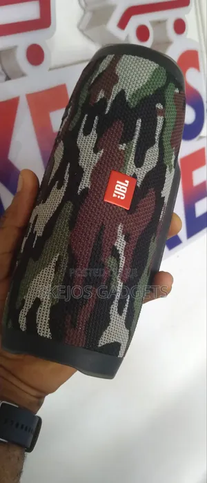 JBL Charge 3 Portable Bluetooth Speaker