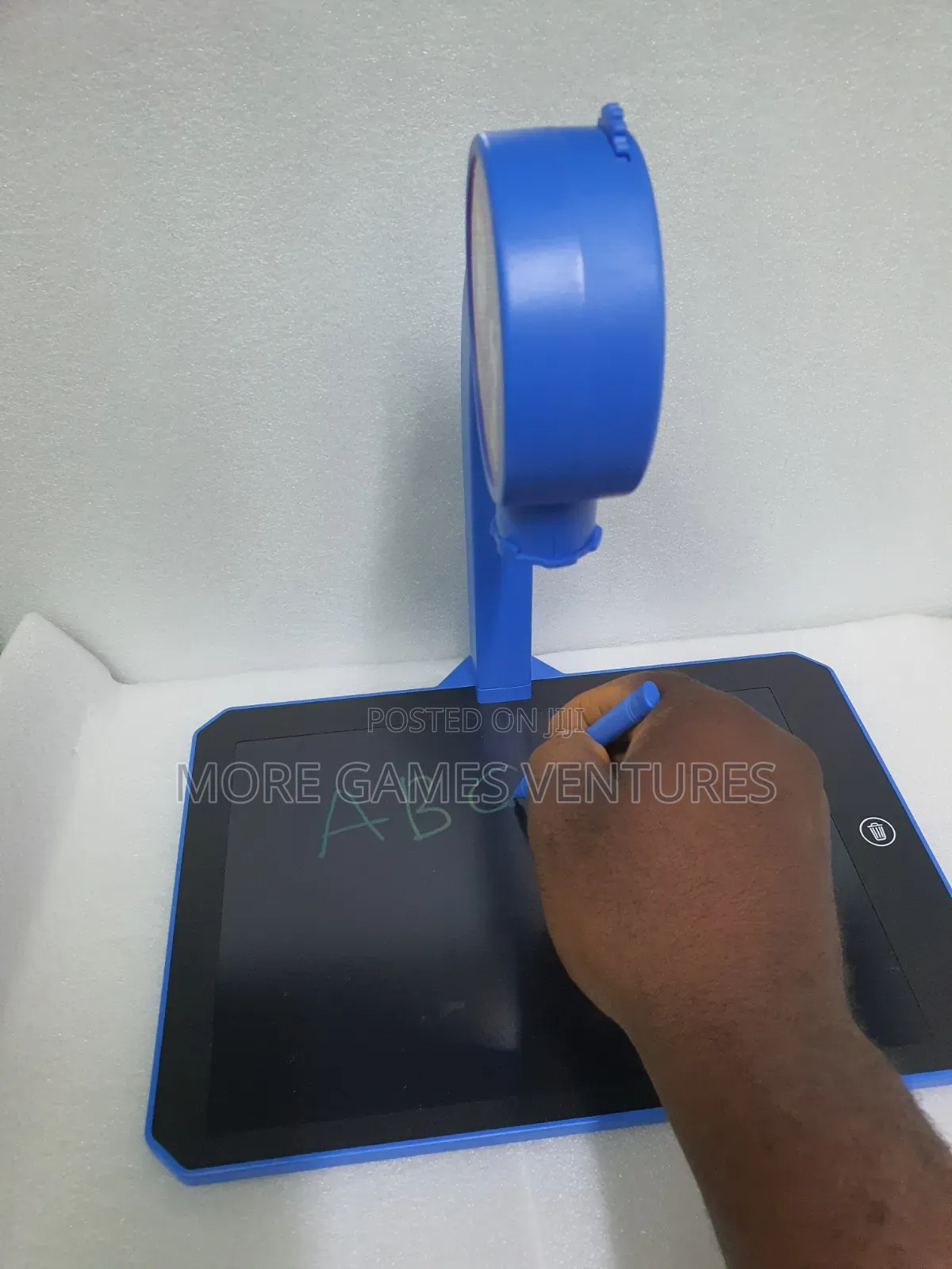 New Atouch A-Pad 3 8 GB Blue