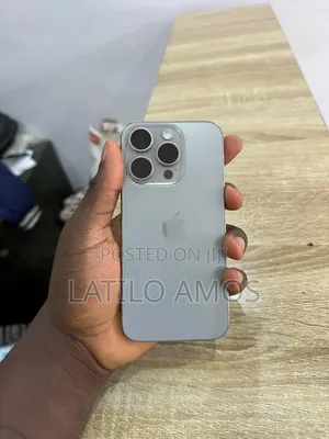 Apple iPhone 15 Pro 128 GB Graphite