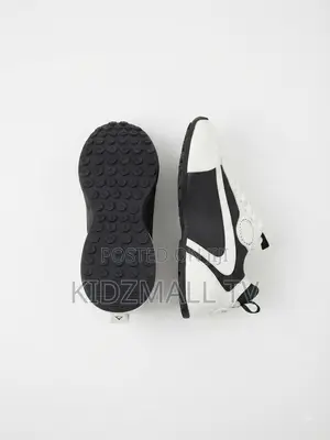 Flat Sole Sneakers for Teens