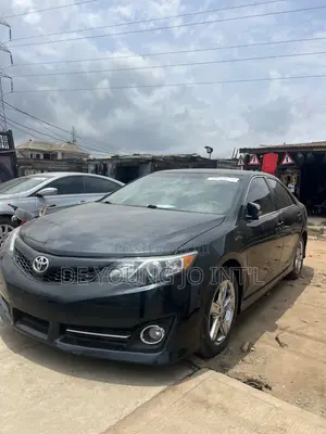 Toyota Camry LE 4dr Sedan (2.5L 4cyl 6A) 2014 Black