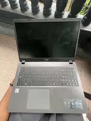 Laptop Acer Aspire 3 8GB Intel Core i5 HDD 500GB