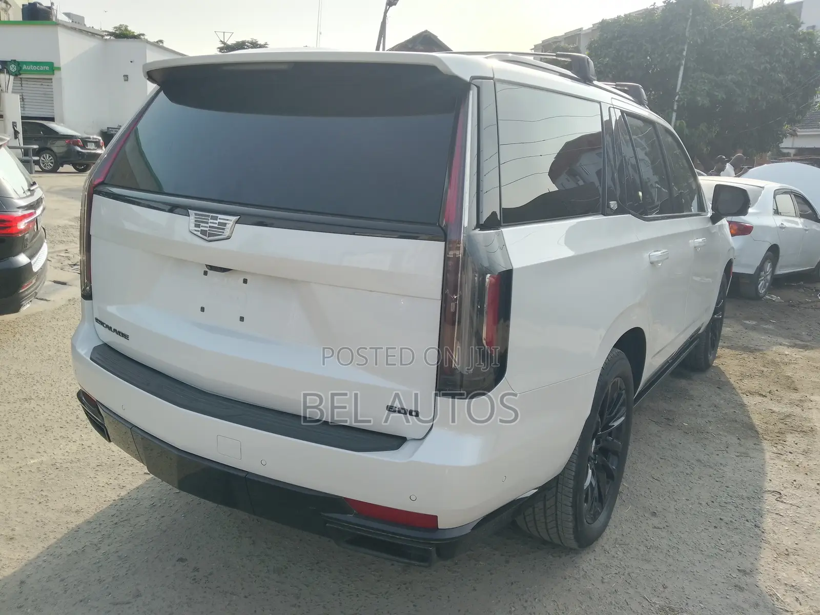 Cadillac Escalade 2024 White