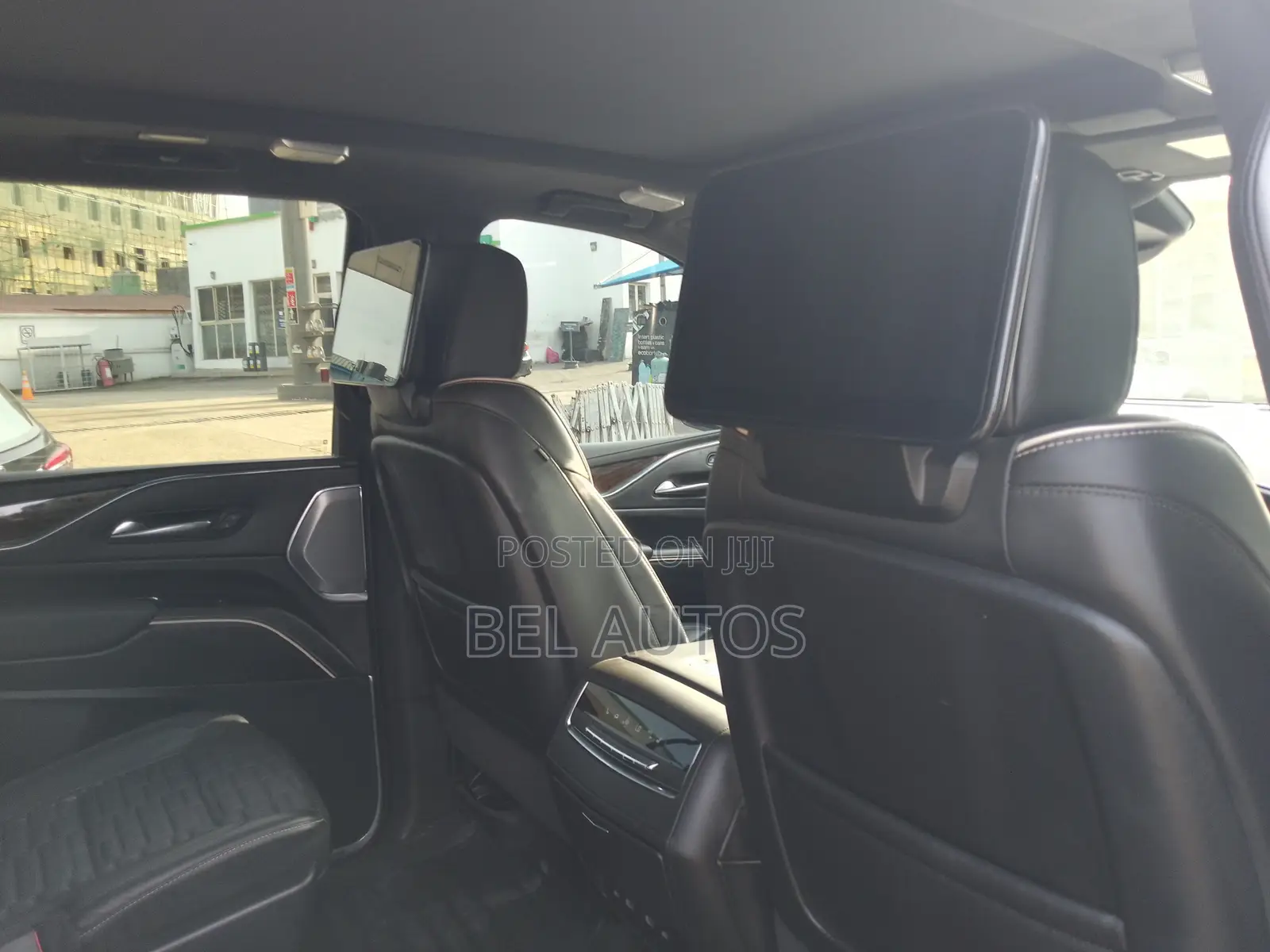 Cadillac Escalade 2024 White