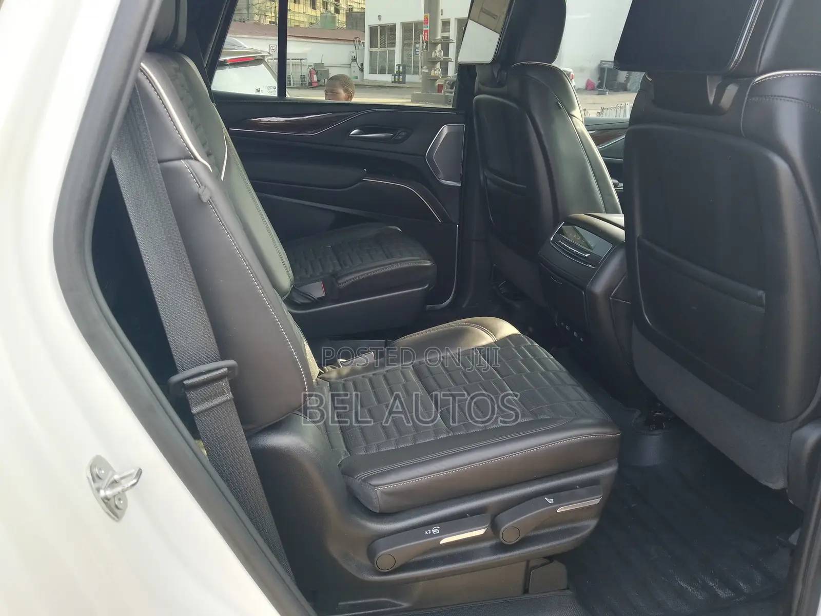 Cadillac Escalade 2024 White