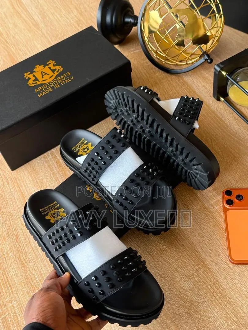 Aristocrats Luxury Slides