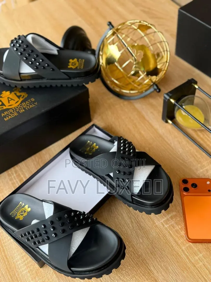 Aristocrats Luxury Slides