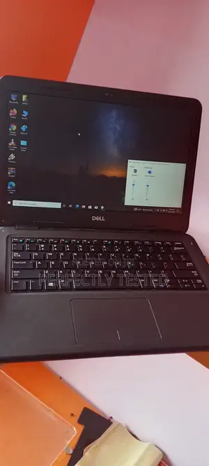 Laptop Dell Latitude 3310 4GB Intel Celeron SSD 128GB