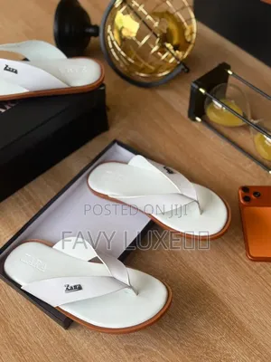 Zara Flip Flop Slide