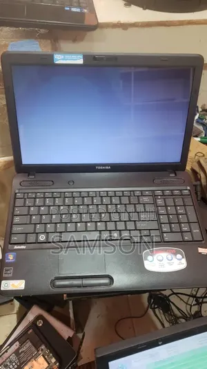 Laptop Toshiba Satellite Pro C650 4GB Intel Core 2 Duo HDD 128GB