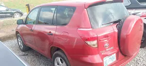 Toyota RAV4 2009 Red
