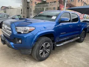 Toyota Tacoma 4dr Double Cab 2016 Blue