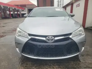Toyota Camry 2015 Silver