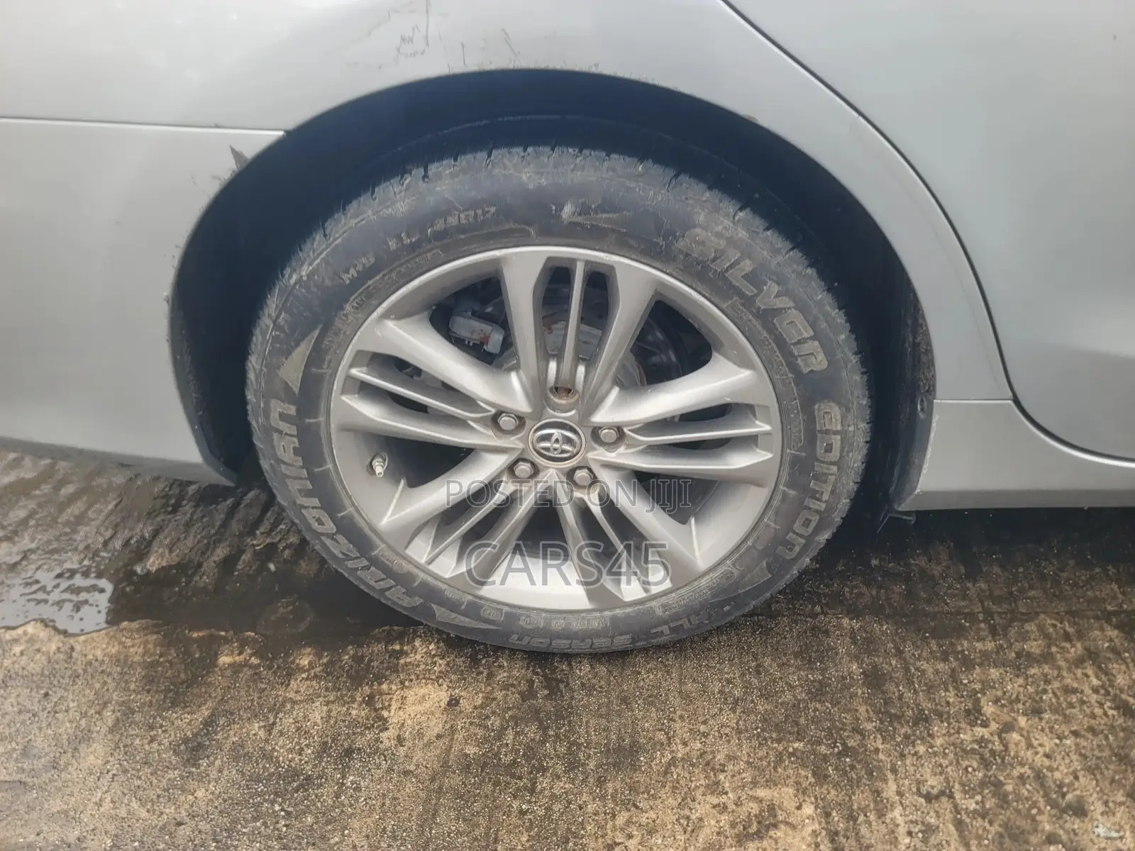 Toyota Camry 2015 Silver