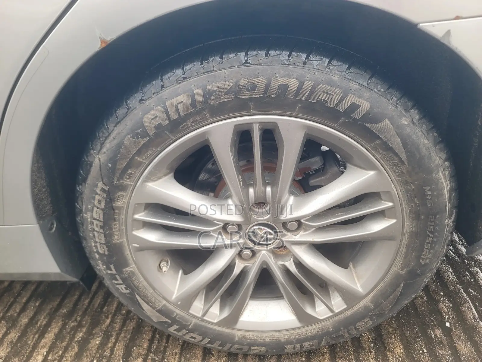 Toyota Camry 2015 Silver