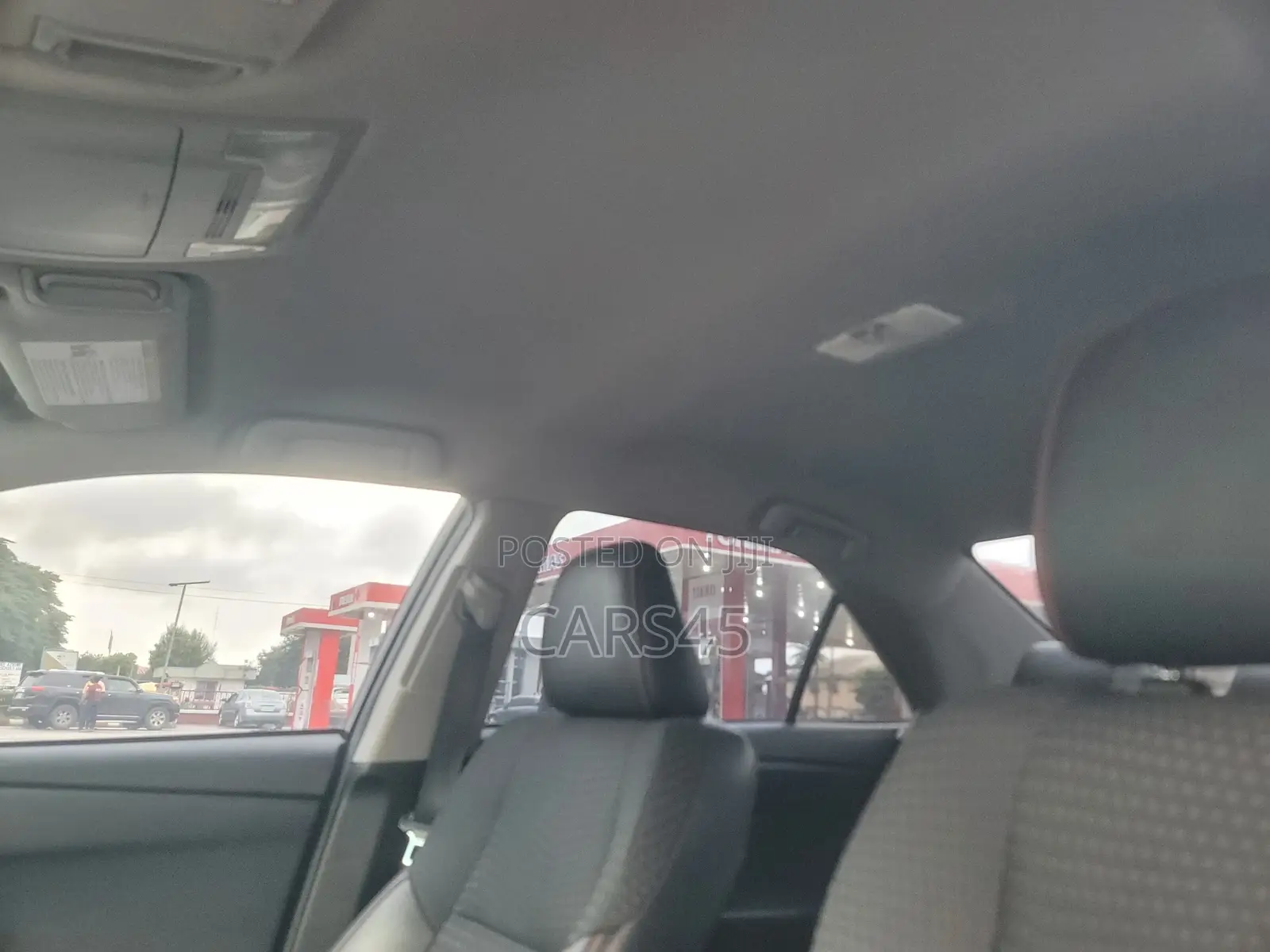 Toyota Camry 2015 Silver