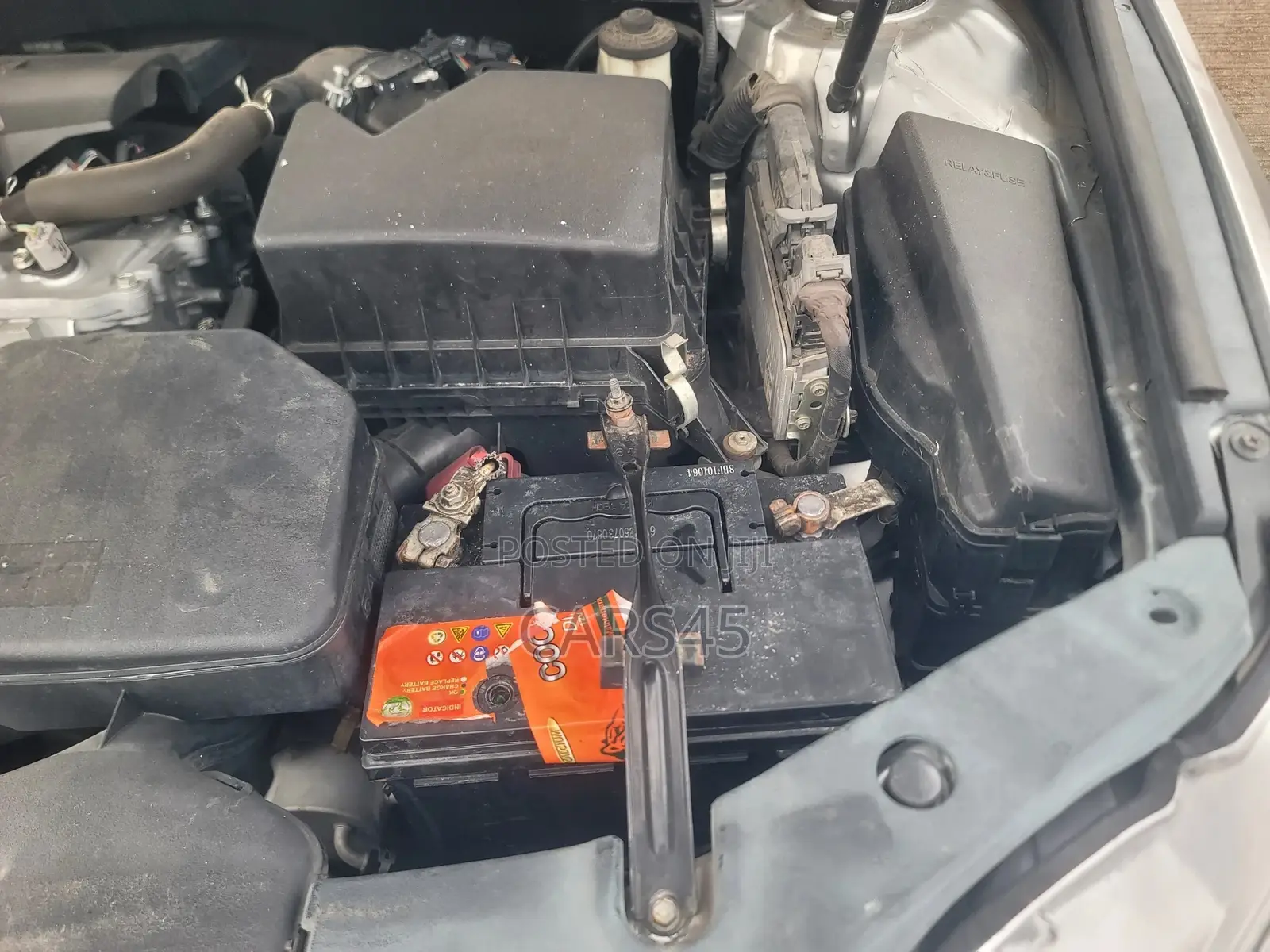 Toyota Camry 2015 Silver