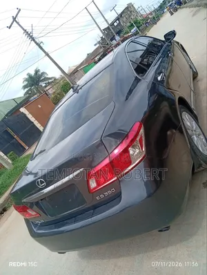 Lexus ES 2012 Gray