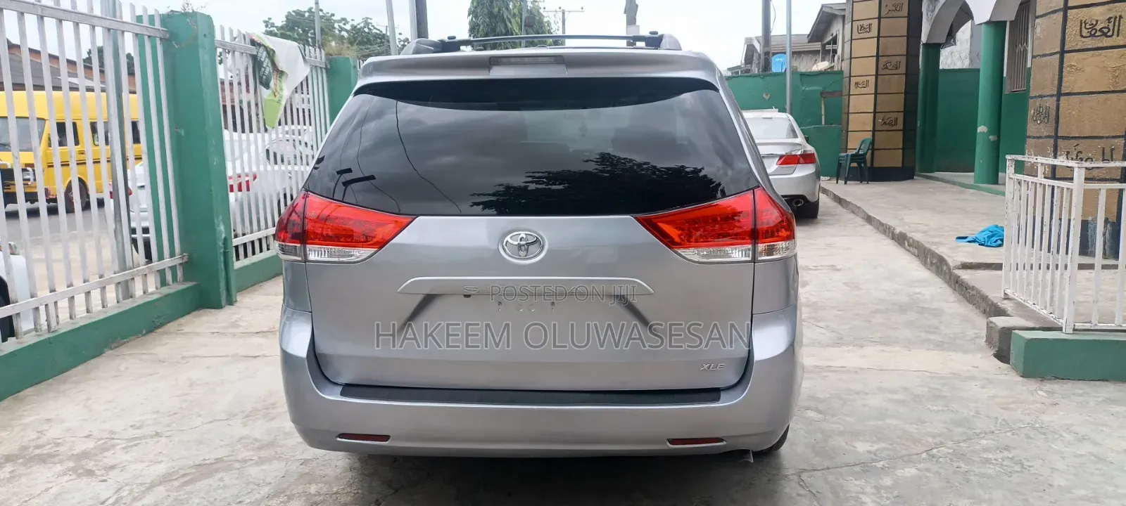 Toyota Sienna 2011