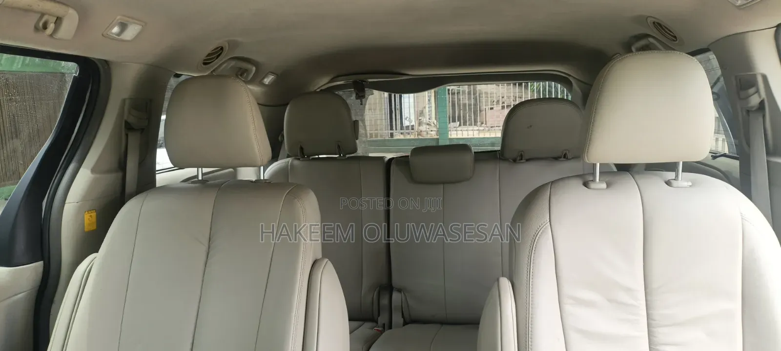 Toyota Sienna 2011
