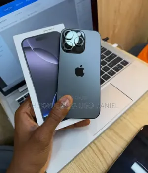 New Apple iPhone 16 Pro 128 GB Black
