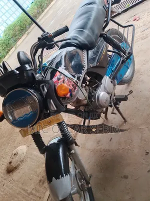 TVS HLX 125 2021 Black