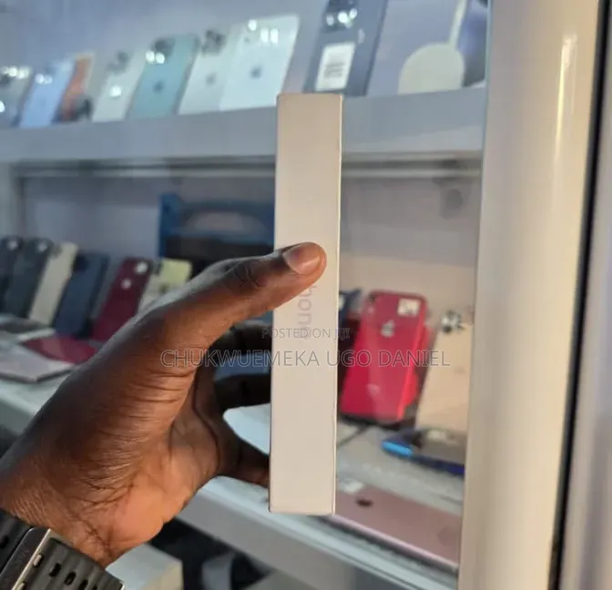 New Apple iPhone 17 256 GB Blue